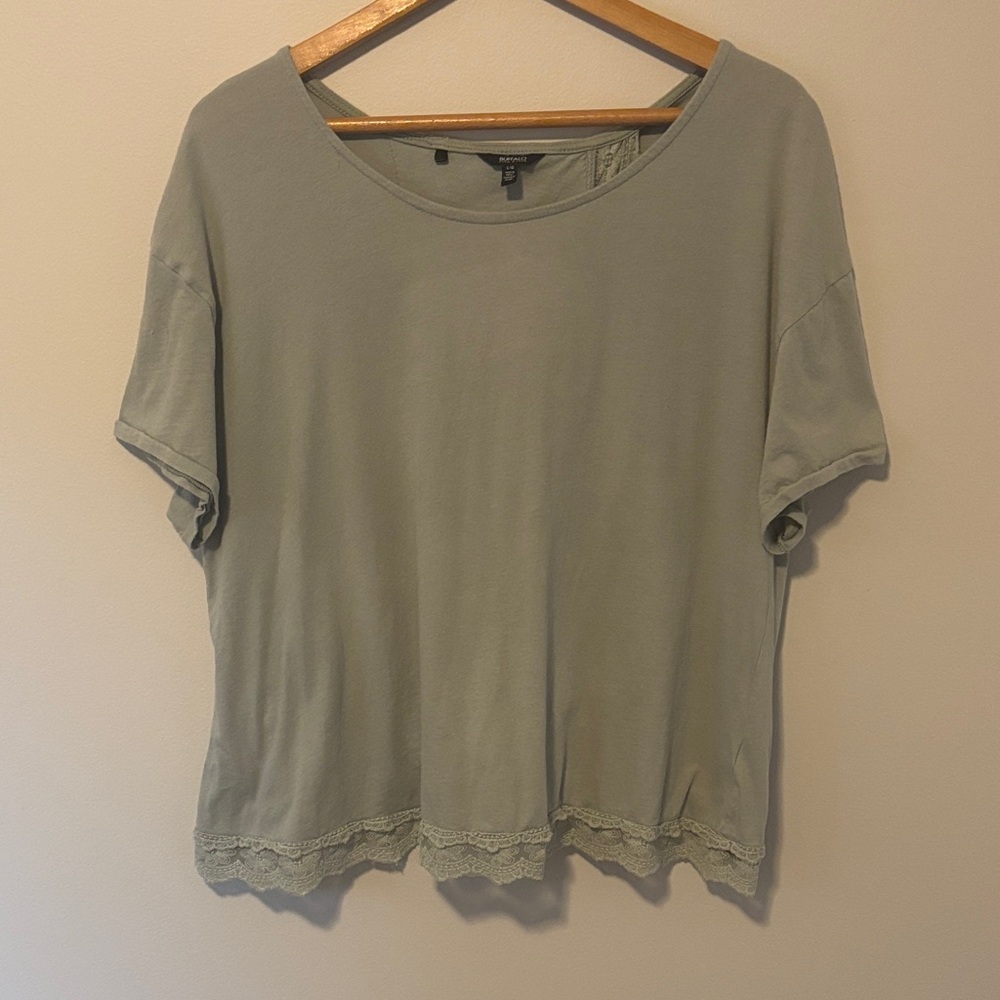 BOGO🌟Buffalo David Bitton Sage Green Lace Trim Tee
